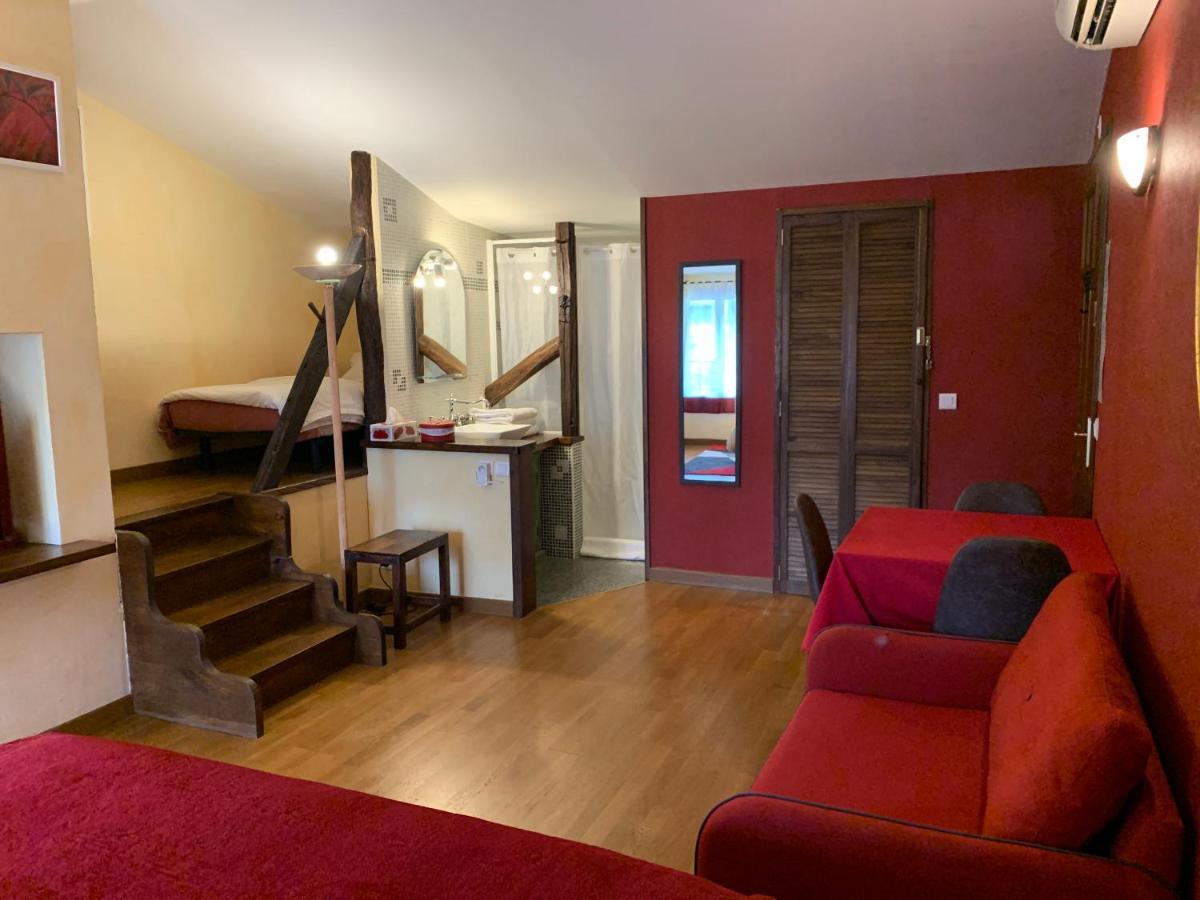 Au Clos Georges , Piscine Et Holiday home